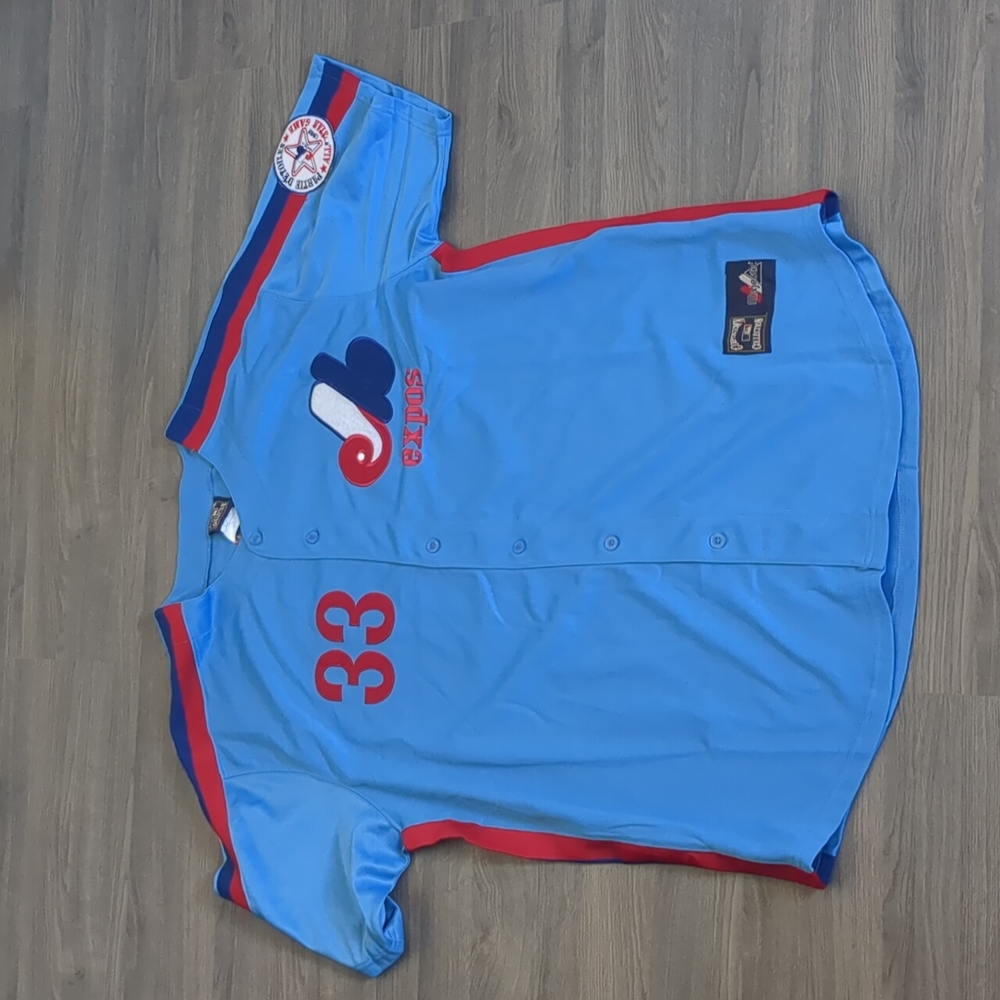 Montreal Expos Larry Walker #33 jersey / Men's L (fits like an XL)